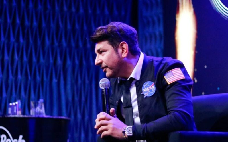Astronauta da NASA desembarca em Curitiba para evento sobre inovação e liderança