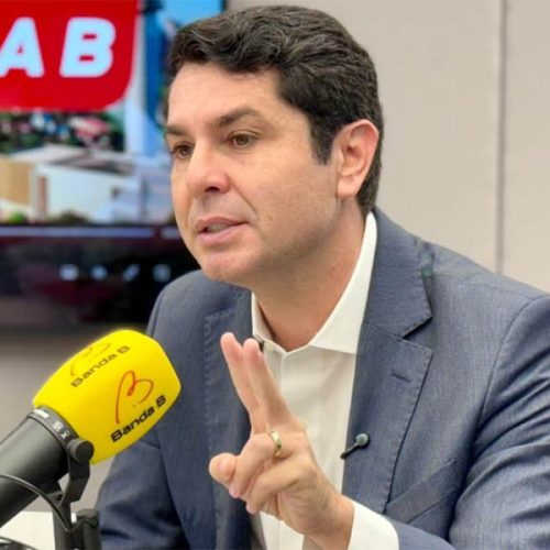 "Sou pré-candidato ao governo do Paraná, reafirma Curi